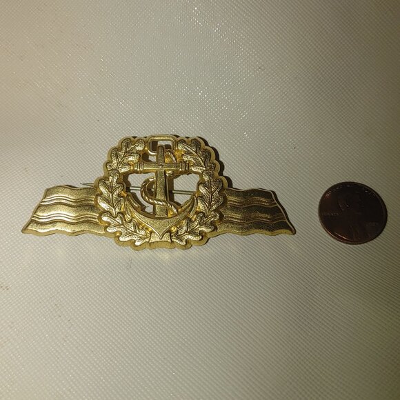 Vintage German Navy Gold Tone Metal Anchor Laurel Wreath Insignia Pin Badge - Picture 2 of 7